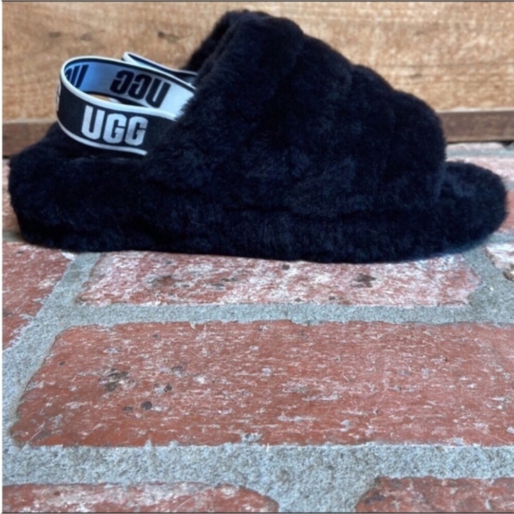 Ugg slippers woman 11.